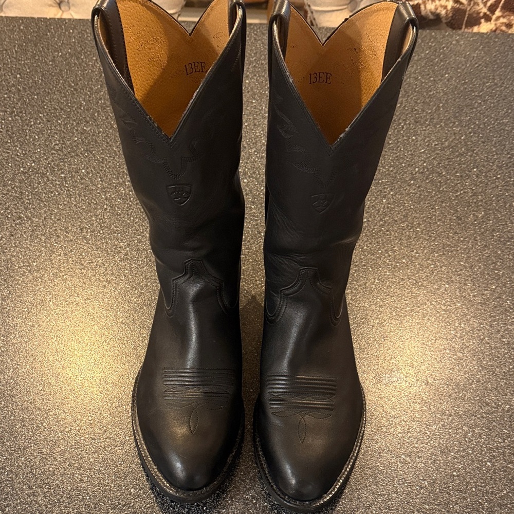 Ariat Heritage Black Leather Western Cowboy Boots - size 13EE (13 Wide)